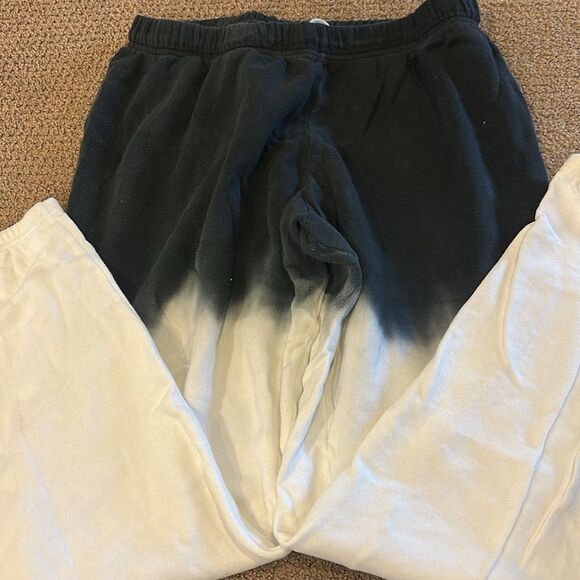 Michael Lauren Women’s Black & White Ombre Sweatshirt & Joggers Set - Size L - Picture 8 of 10